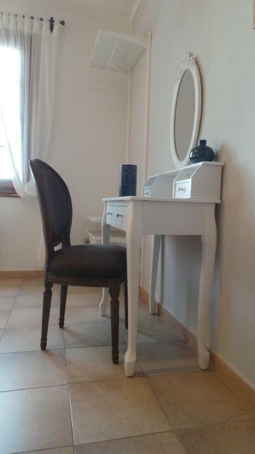 Number9 - Now With Air Conditioned Rooms Carlipa エクステリア 写真